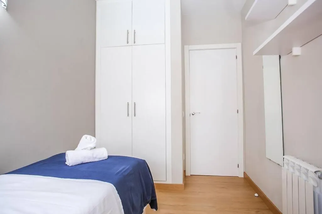 Al46 - Apartamento Moderno Playa Fenals Lloret de Mar 0*,  Spanien