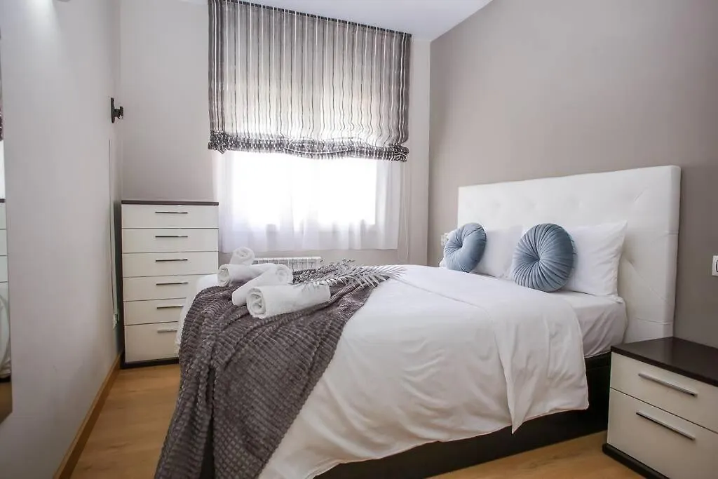 Al46 - Apartamento Moderno Playa Fenals Lloret de Mar Spanien