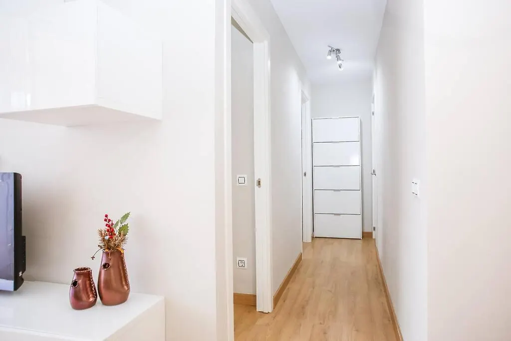 アパート Al46 - Apartamento Moderno Playa Fenals リョレート・デ・マル